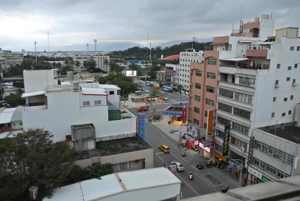 Melody Hotel Taitung Exterior foto