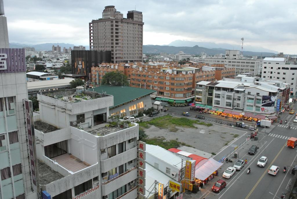 Melody Hotel Taitung Exterior foto